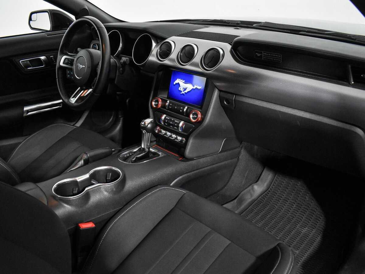 Ford Mustang 2019 года с пробегом. Фото: #13