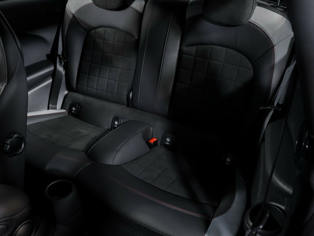 Mini Hatch 2019 года с пробегом. Фото: #7