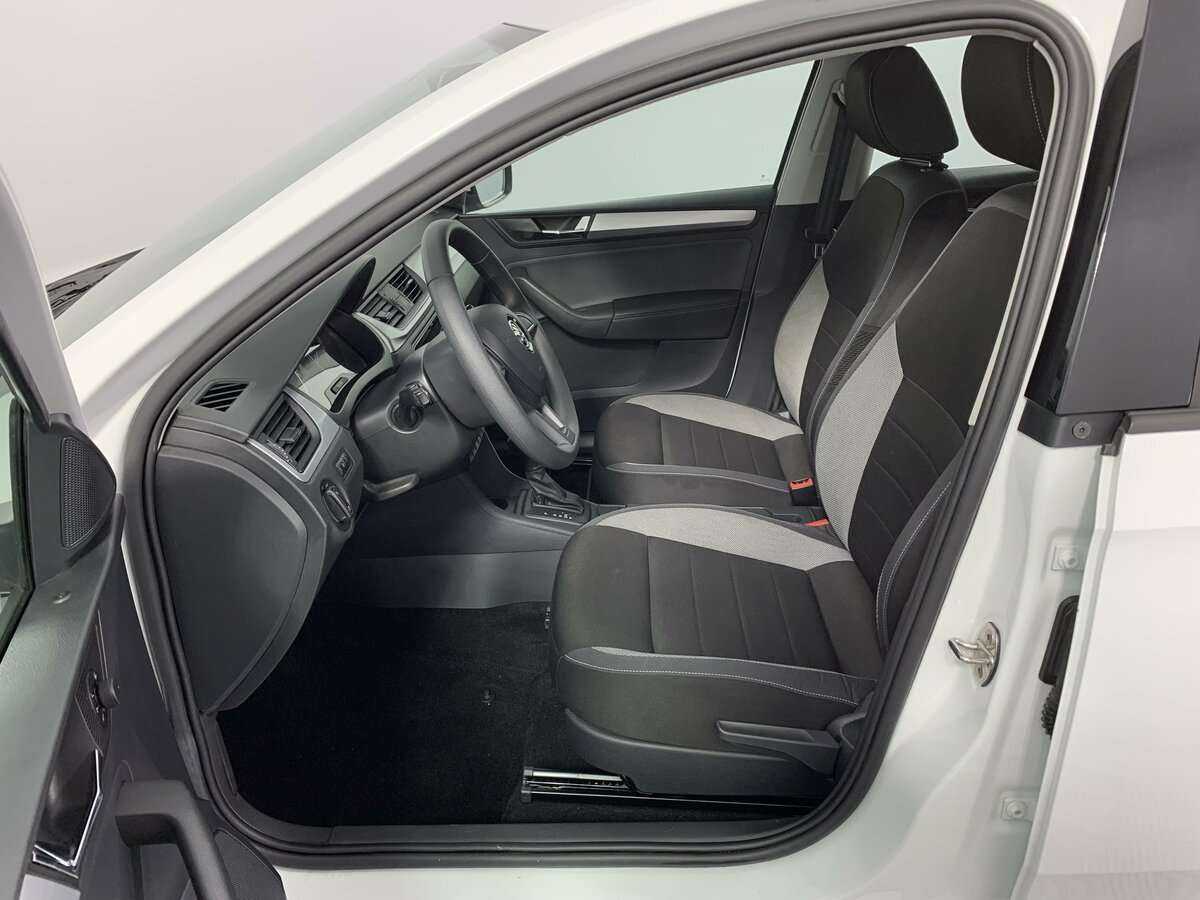 Skoda Rapid 2019 года с пробегом. Фото: #13