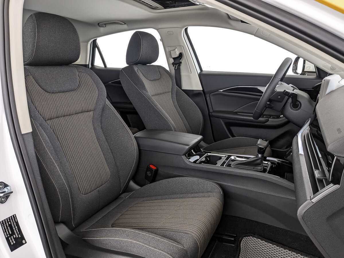 FAW Bestune B70 2023 года с пробегом. Фото: #28