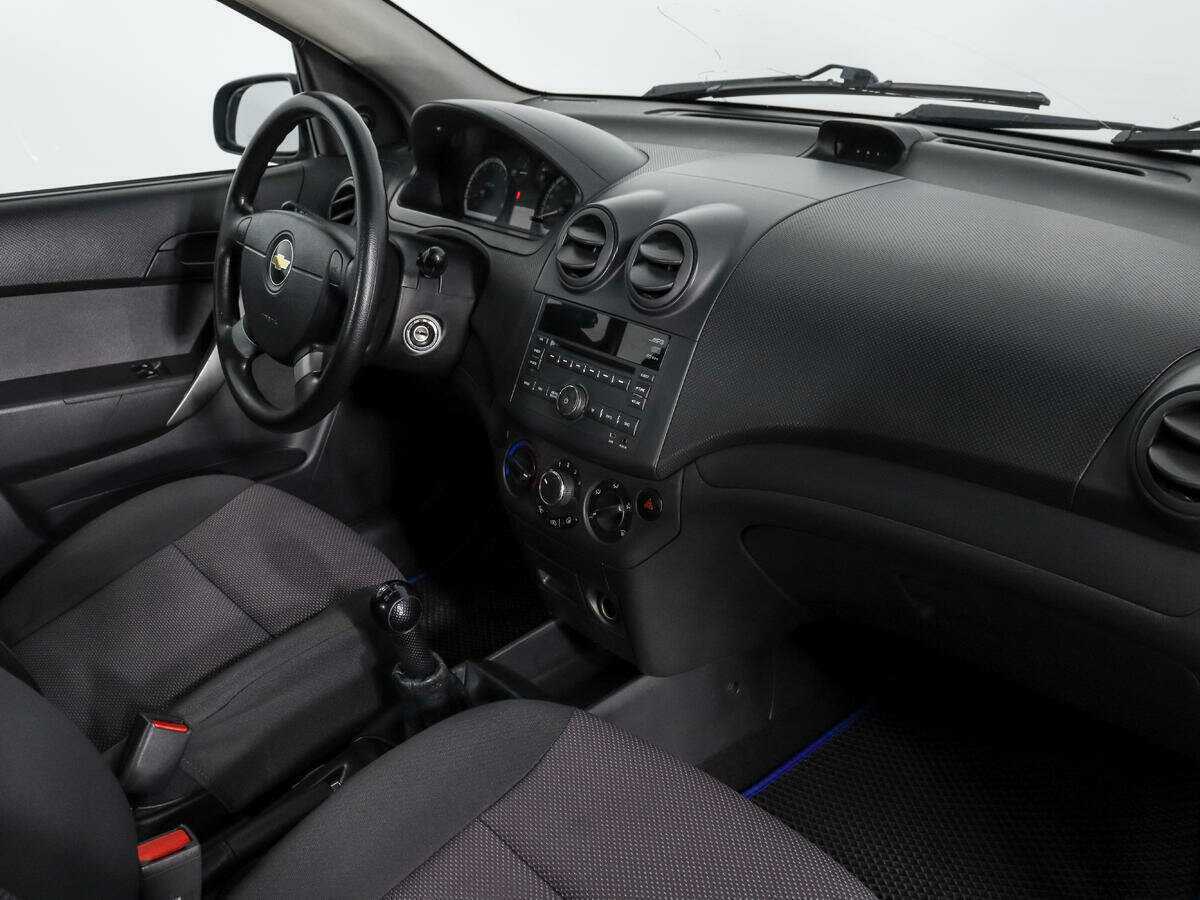 Chevrolet Aveo 2010 года с пробегом. Фото: #10