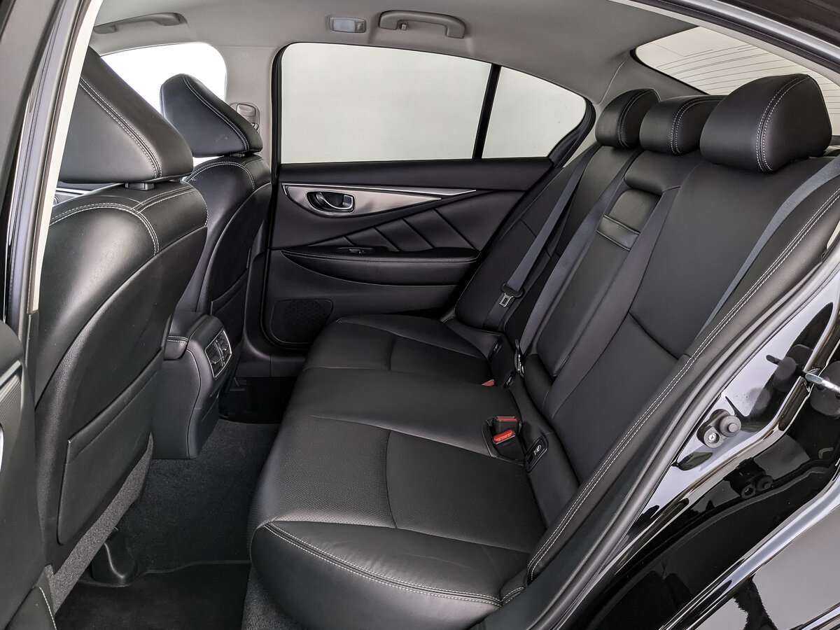 Infiniti Q50 2017 года с пробегом. Фото: #12