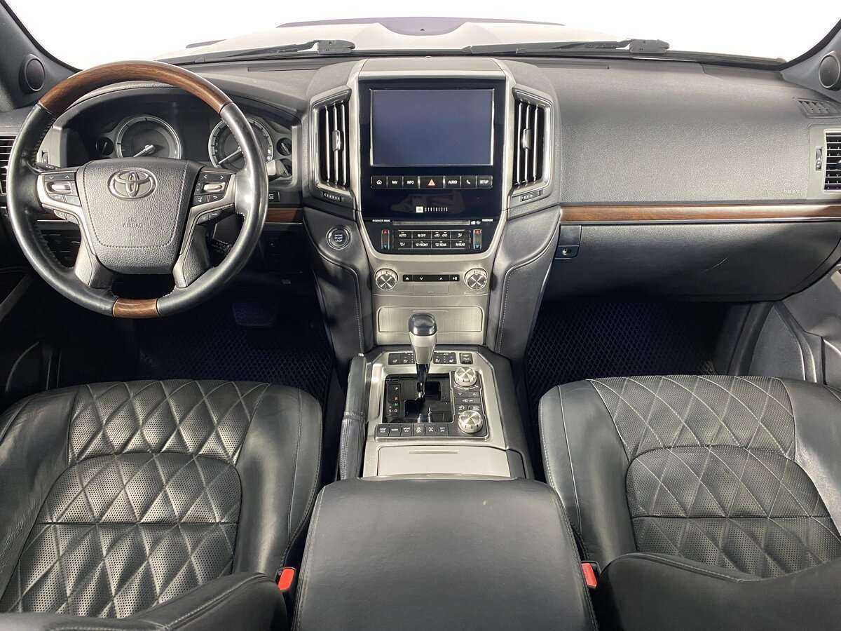 Toyota Land Cruiser 2017 года с пробегом. Фото: #6