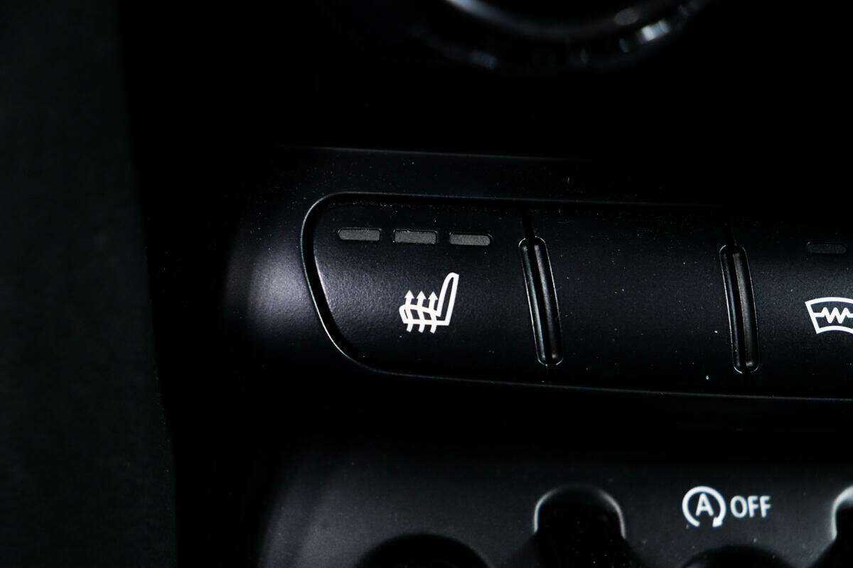 Mini Hatch 2018 года с пробегом. Фото: #14