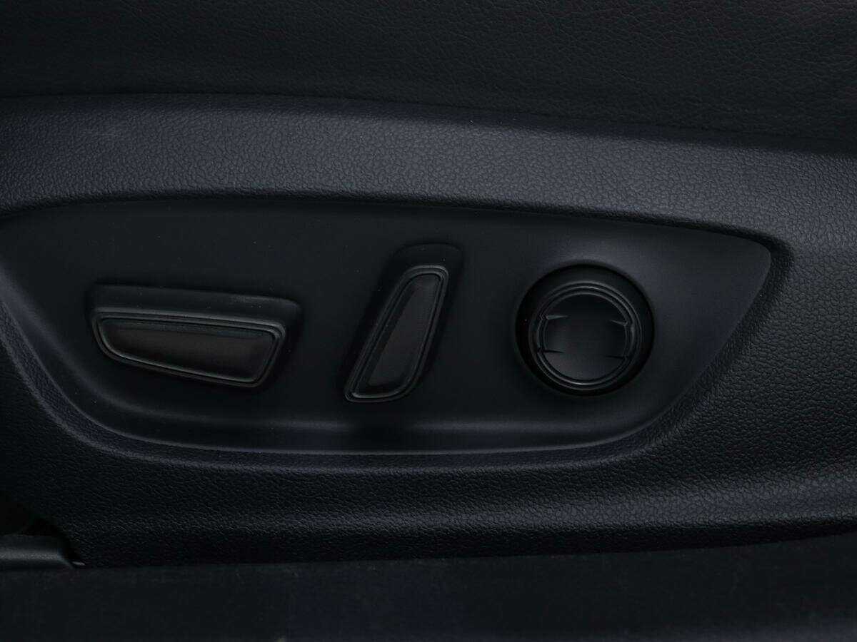 Toyota Camry 2021 года с пробегом. Фото: #18