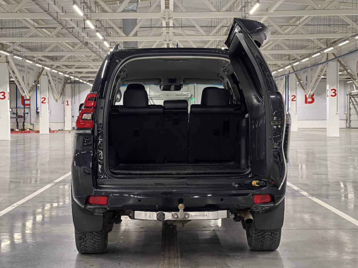 Toyota Land Cruiser Prado 2017 года с пробегом. Фото: #9
