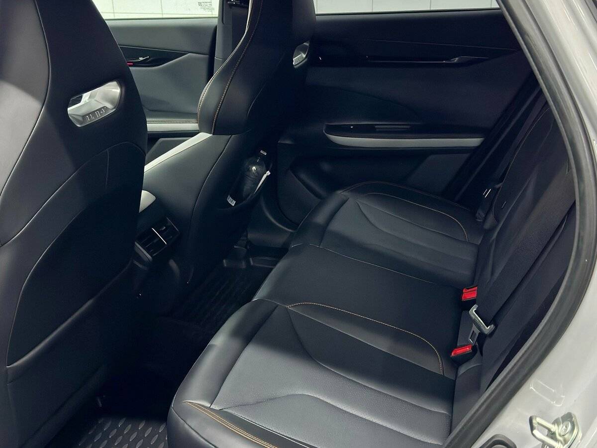 Changan UNI-V 2024 года с пробегом. Фото: #9