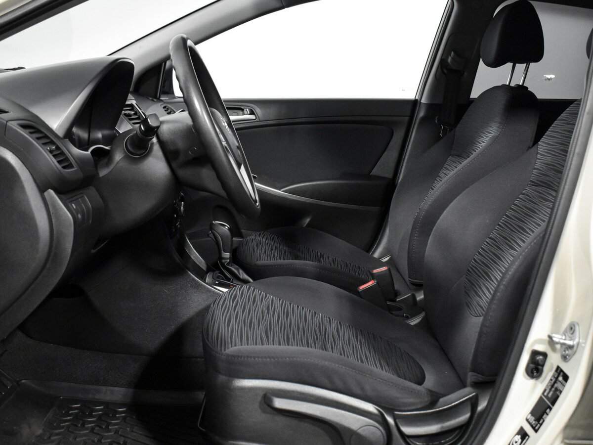 Hyundai Solaris 2015 года с пробегом. Фото: #9