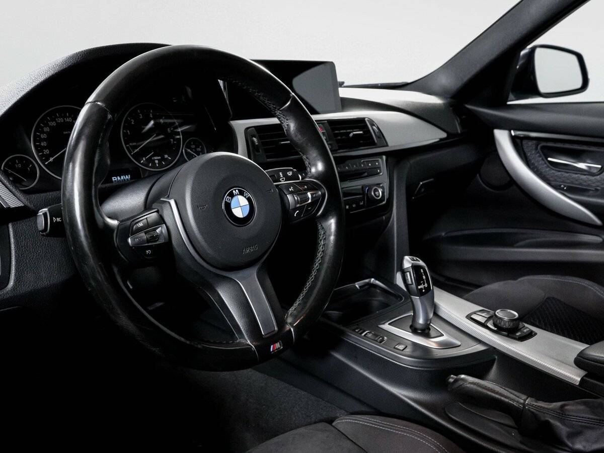 BMW 3 серии 2017 года с пробегом. Фото: #13