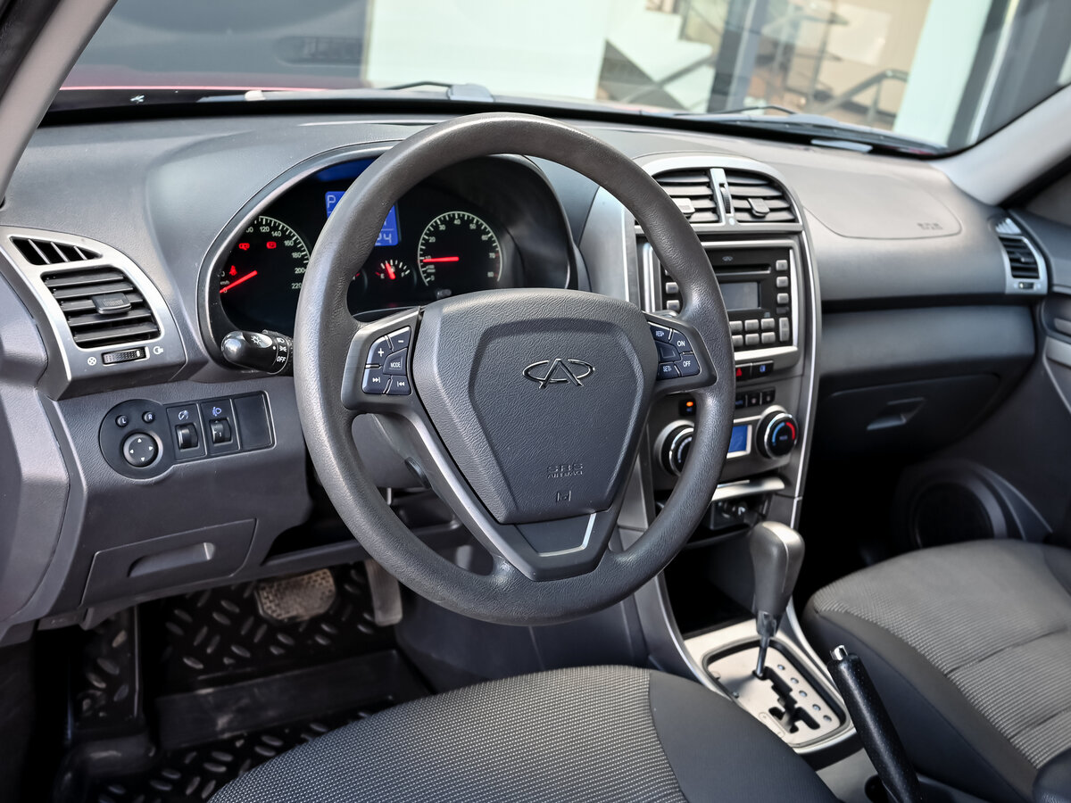 Chery Tiggo (T11) 2014 года с пробегом. Фото: #11