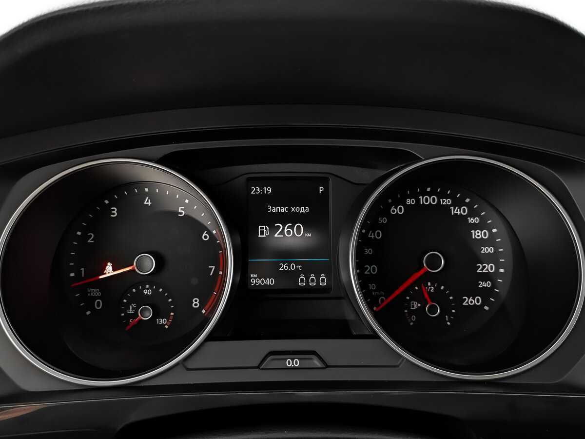 Volkswagen Tiguan 2018 года с пробегом. Фото: #11