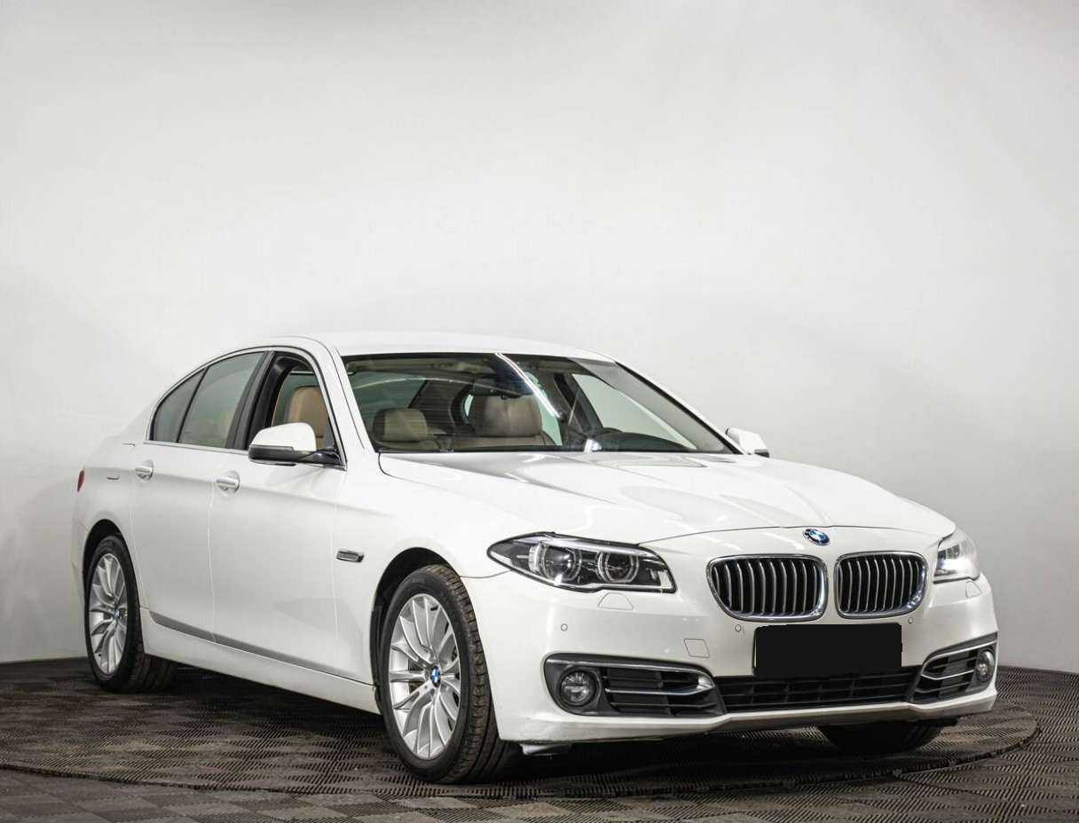BMW 5 серии 2015 года с пробегом. Фото: #2