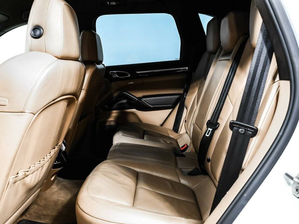 Porsche Cayenne 2012 года с пробегом. Фото: #12