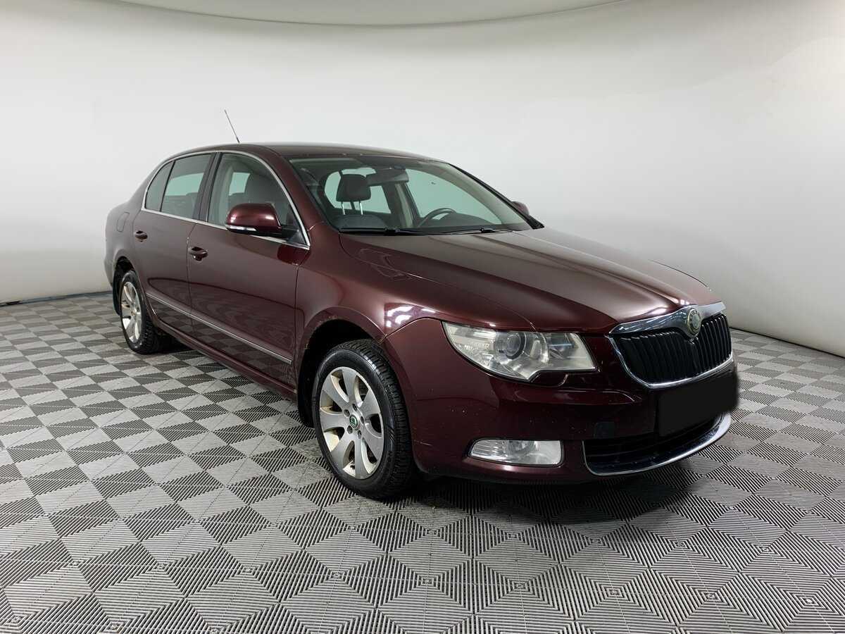 Skoda Superb 2009 года с пробегом. Фото: #2
