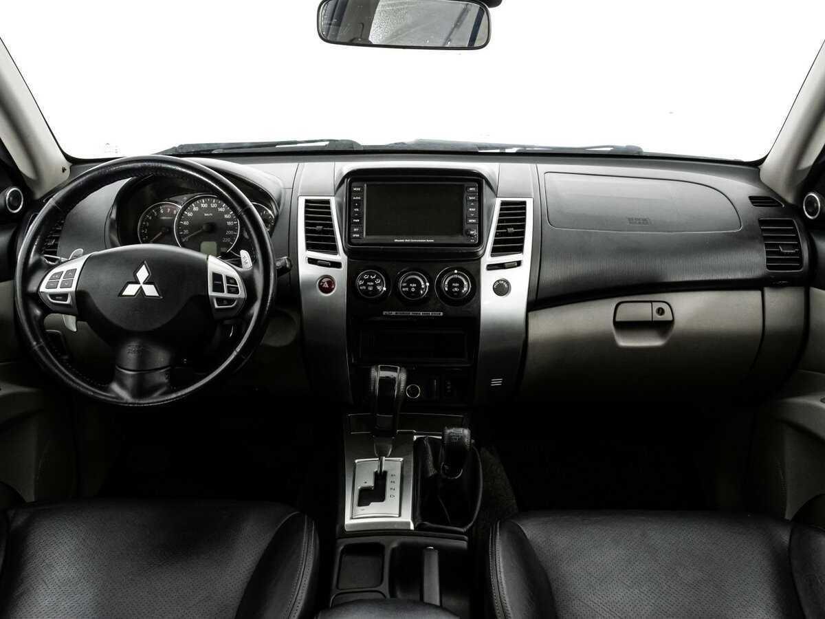 Mitsubishi Pajero Sport 2010 года с пробегом. Фото: #6