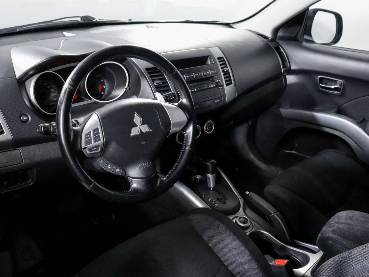 Mitsubishi Outlander 2007 года с пробегом. Фото: #10