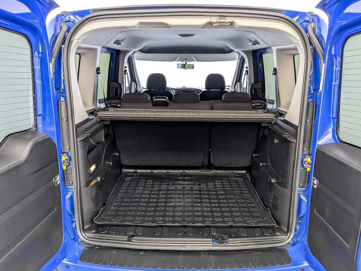 Fiat Doblo 2019 года с пробегом. Фото: #9