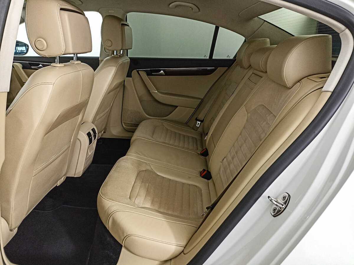 Volkswagen Passat 2011 года с пробегом. Фото: #9