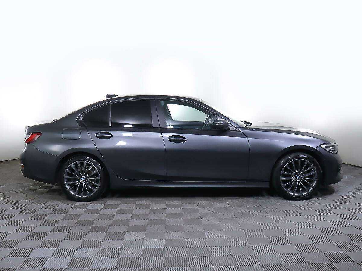 BMW 3 серии 2020 года с пробегом. Фото: #2