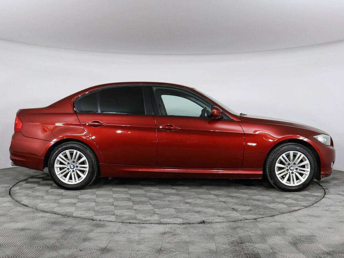 BMW 3 серии 2011 года с пробегом. Фото: #3