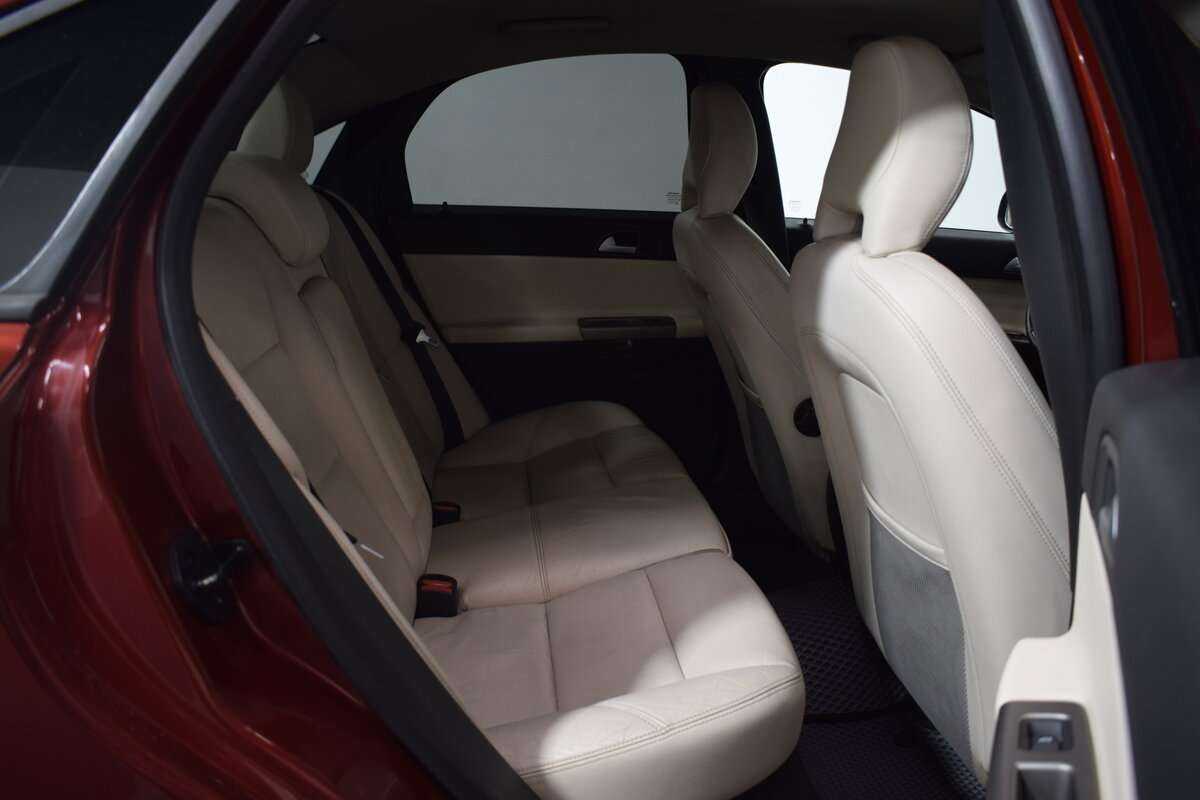 Volvo S40 2010 года с пробегом. Фото: #10