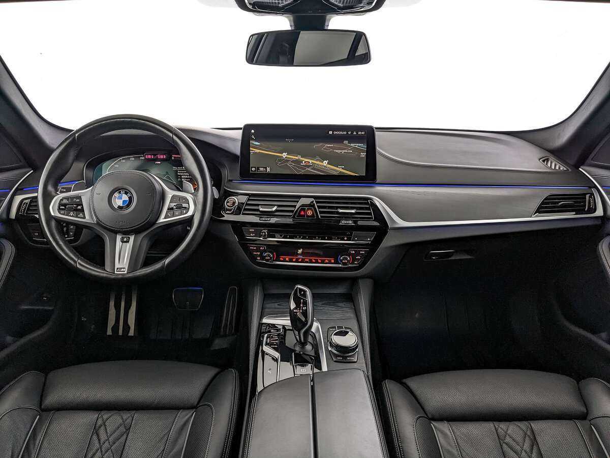 BMW 5 серии 2021 года с пробегом. Фото: #7