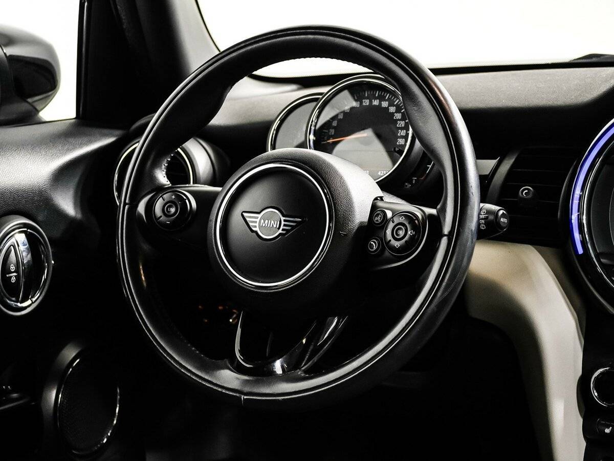Mini Hatch 2020 года с пробегом. Фото: #11