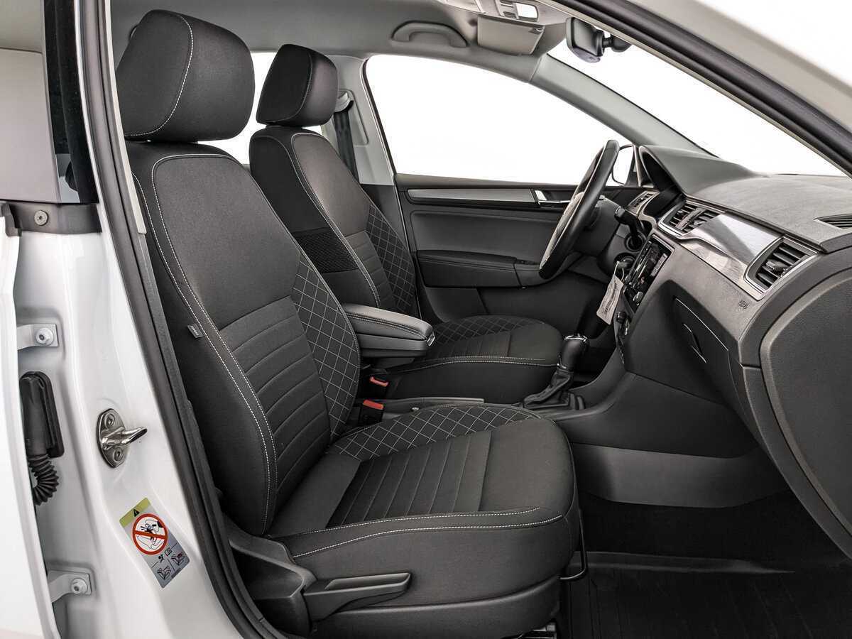 Skoda Rapid 2018 года с пробегом. Фото: #19