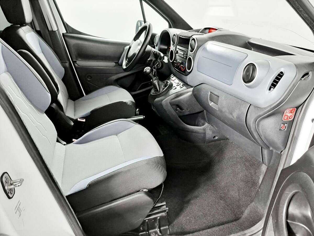 Peugeot Partner 2012 года с пробегом. Фото: #10