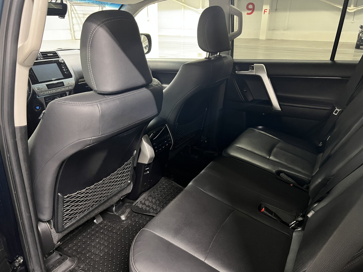 Toyota Land Cruiser Prado 2017 года с пробегом. Фото: #11