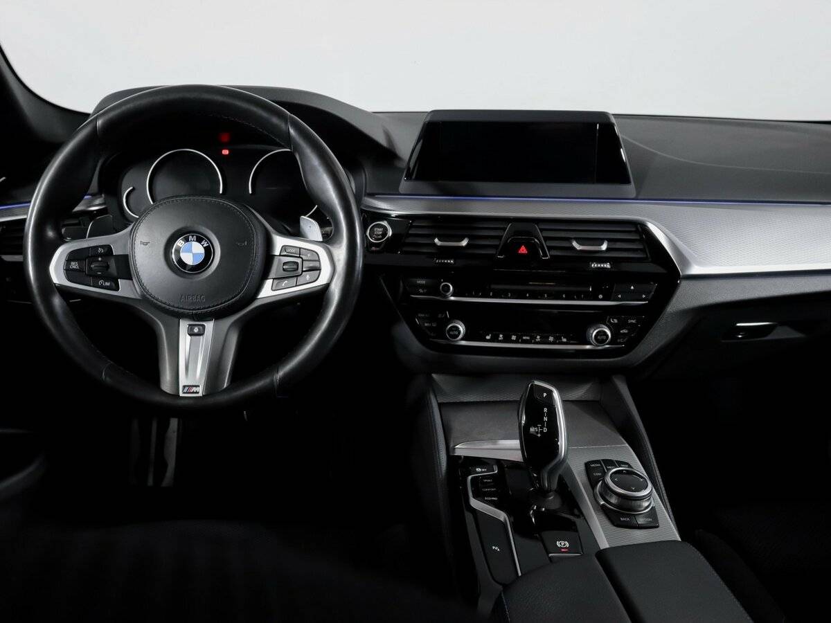 BMW 5 серии 2018 года с пробегом. Фото: #11