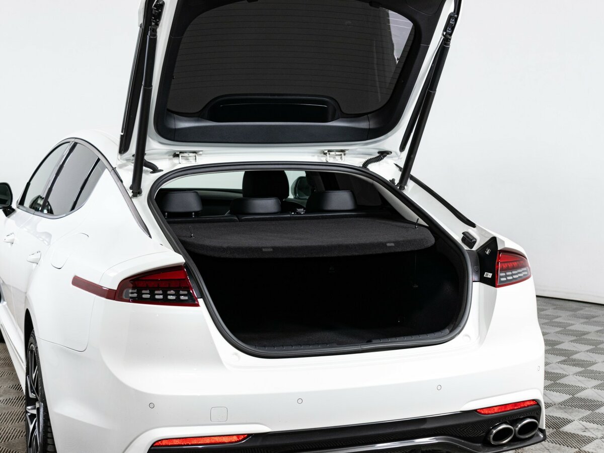 Kia Stinger 2021 года с пробегом. Фото: #6