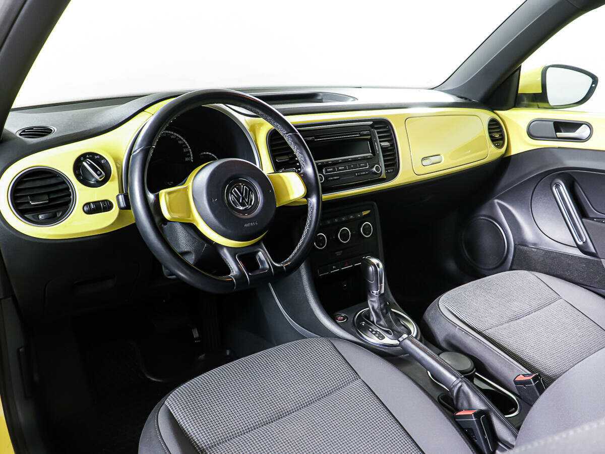 Volkswagen Beetle 2013 года с пробегом. Фото: #11