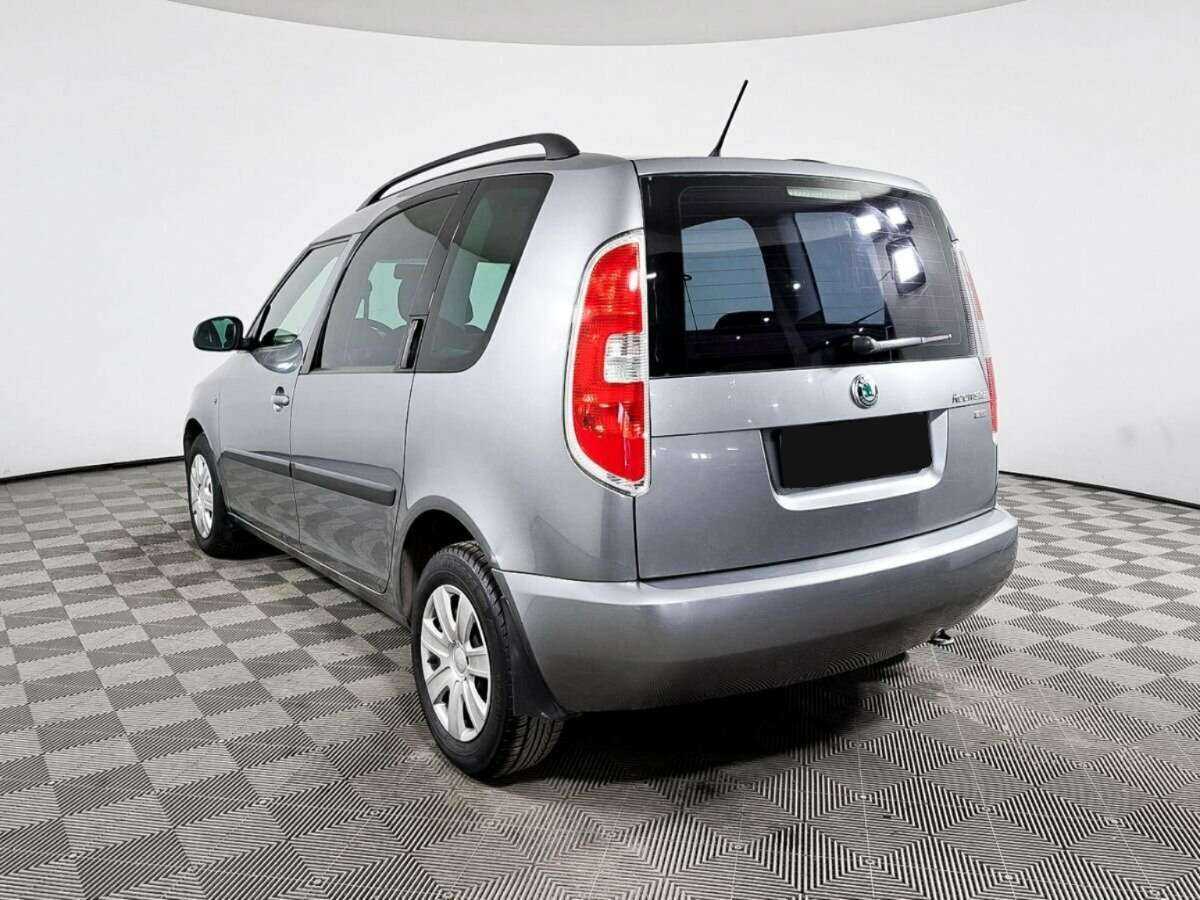 Skoda Roomster 2012 года с пробегом. Фото: #6