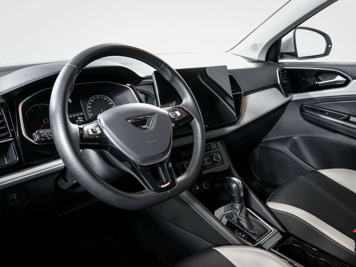 Jetta VS5 2023 года с пробегом. Фото: #13