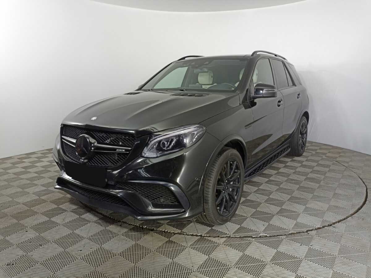 Mercedes-Benz GLE AMG 2017 года с пробегом. Посмотреть фото