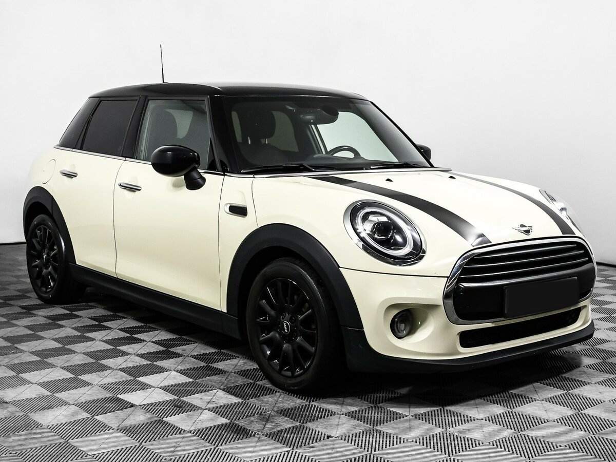 Mini Hatch 2020 года с пробегом. Фото: #2
