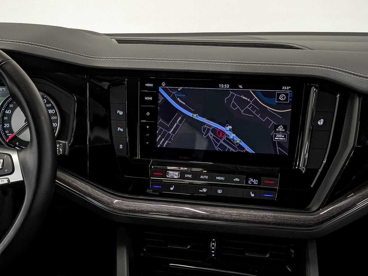 Volkswagen Touareg 2018 года с пробегом. Фото: #16