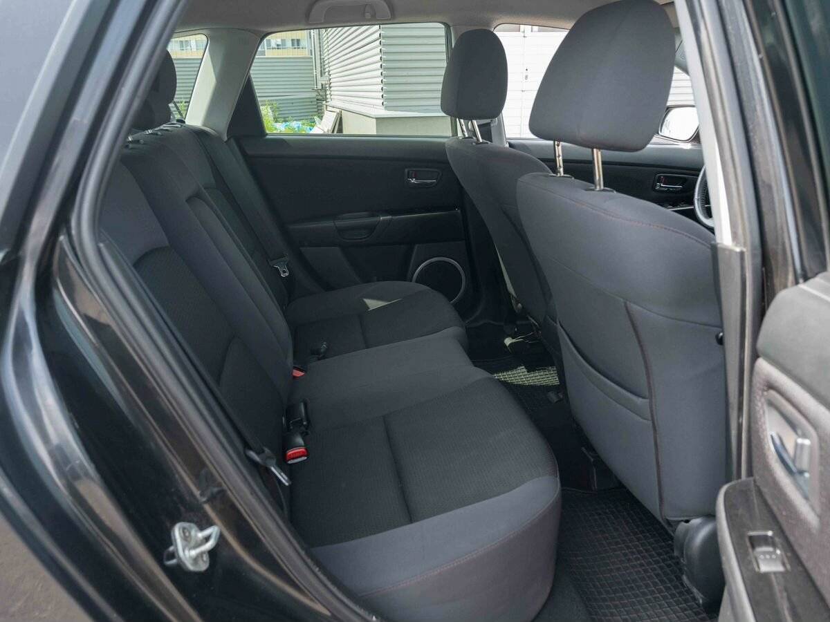 Mazda 3 2008 года с пробегом. Фото: #9