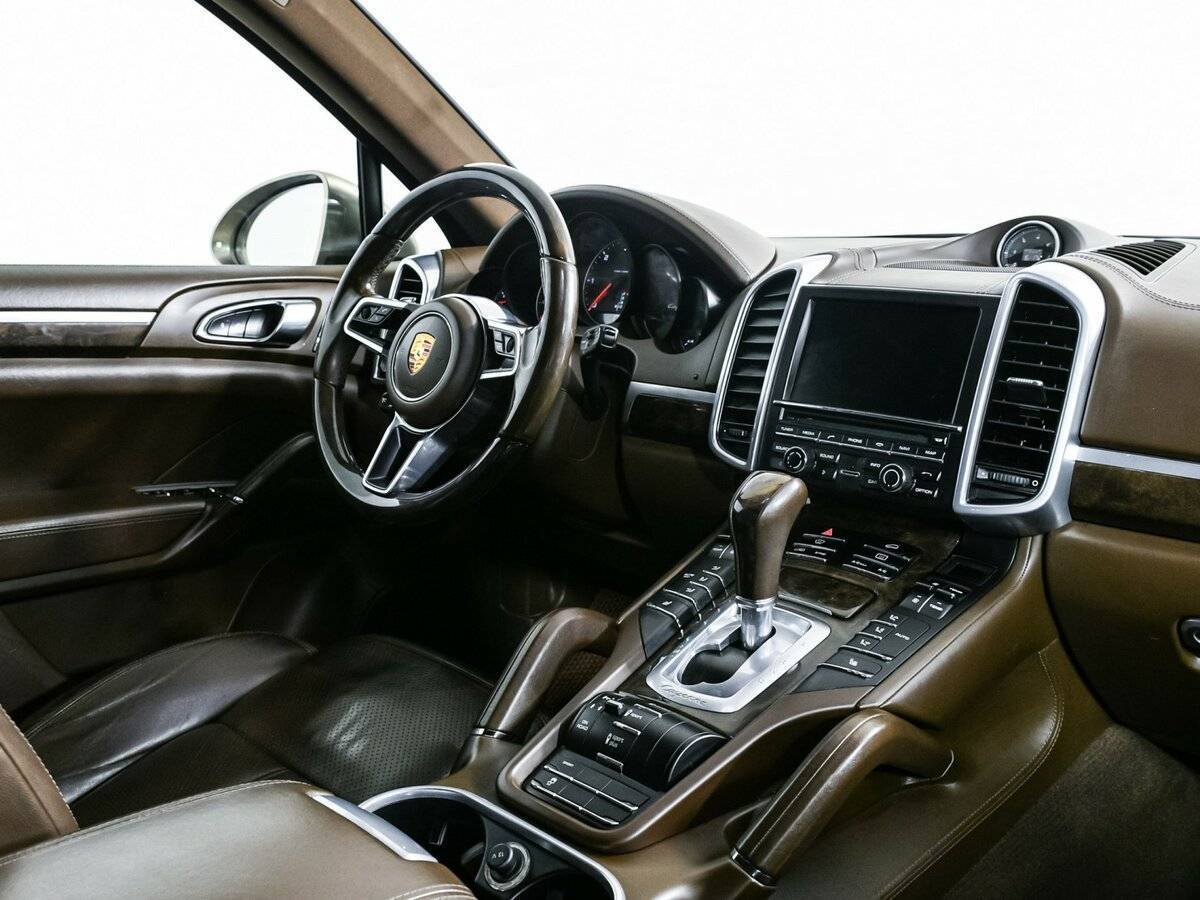 Porsche Cayenne 2015 года с пробегом. Фото: #8
