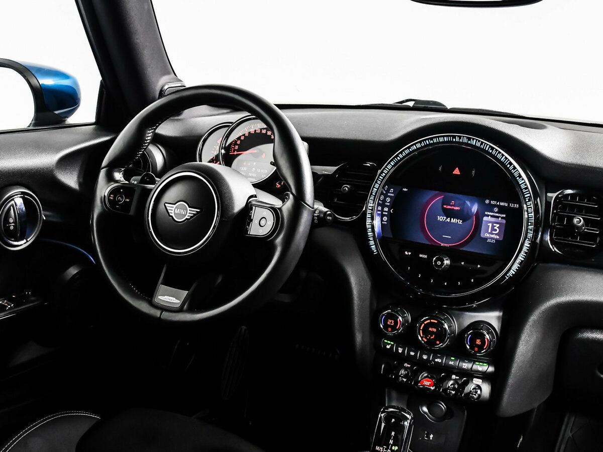 Mini Hatch 2021 года с пробегом. Фото: #8