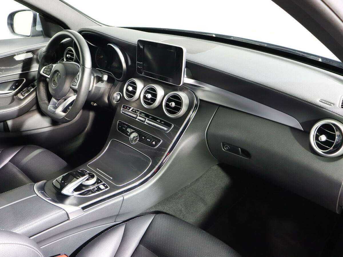 Mercedes-Benz C-Класс 2015 года с пробегом. Фото: #7