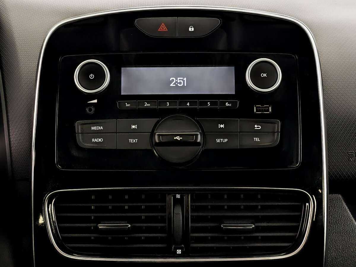 Renault Clio 2019 года с пробегом. Фото: #12