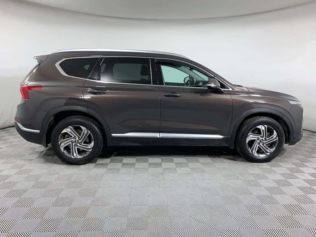 Hyundai Santa Fe 2021 года с пробегом. Фото: #3