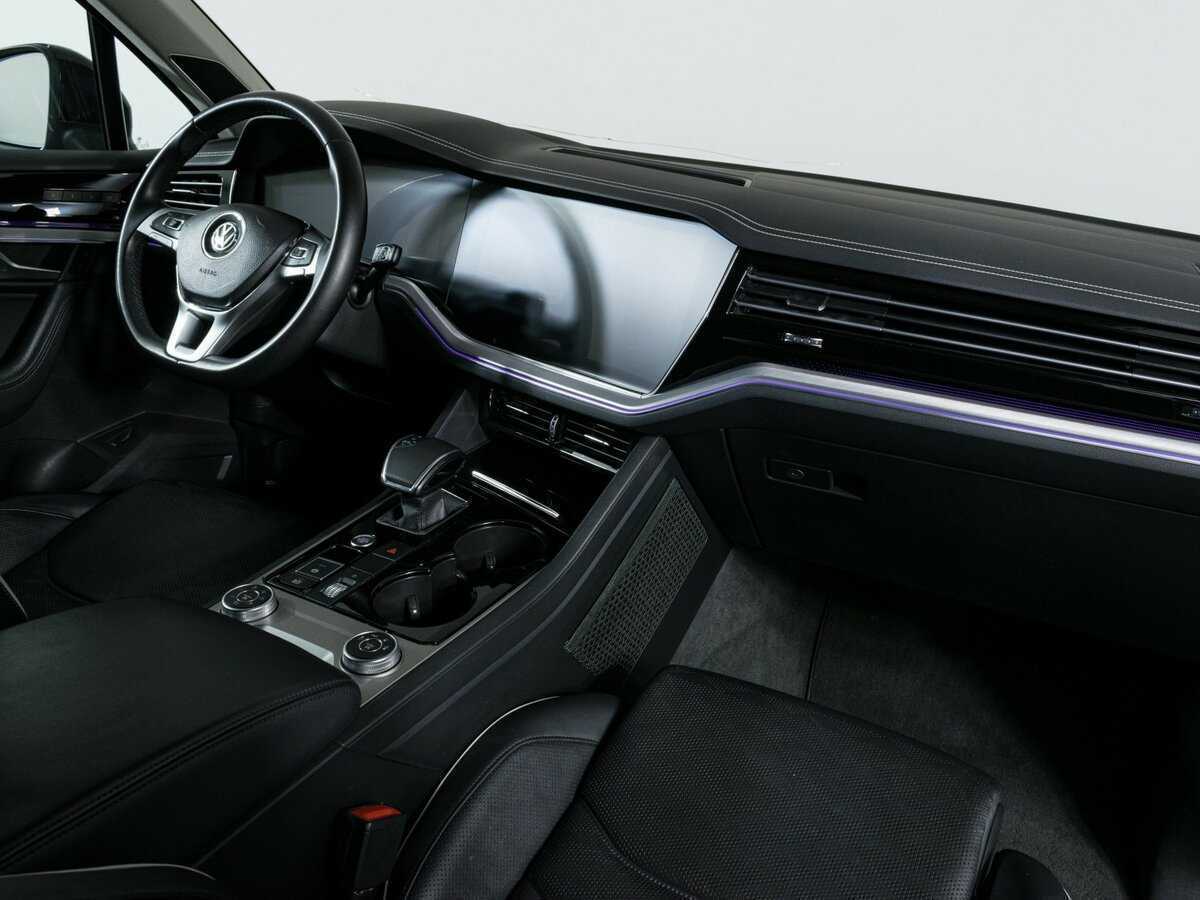 Volkswagen Touareg 2019 года с пробегом. Фото: #11
