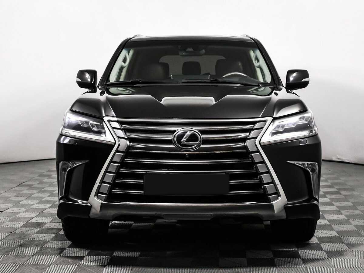 Lexus LX 2017 года с пробегом. Фото: #1