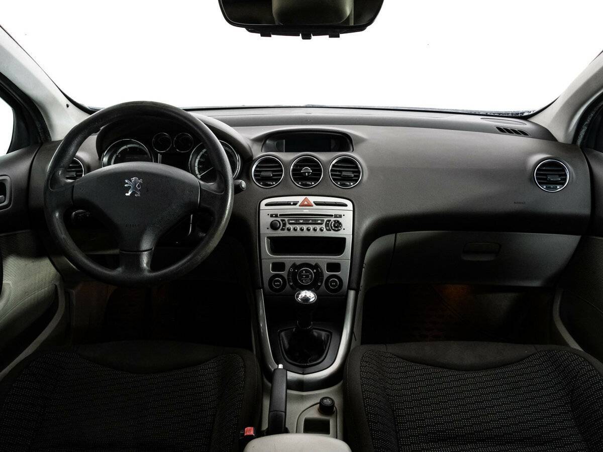 Peugeot 308 2008 года с пробегом. Фото: #9