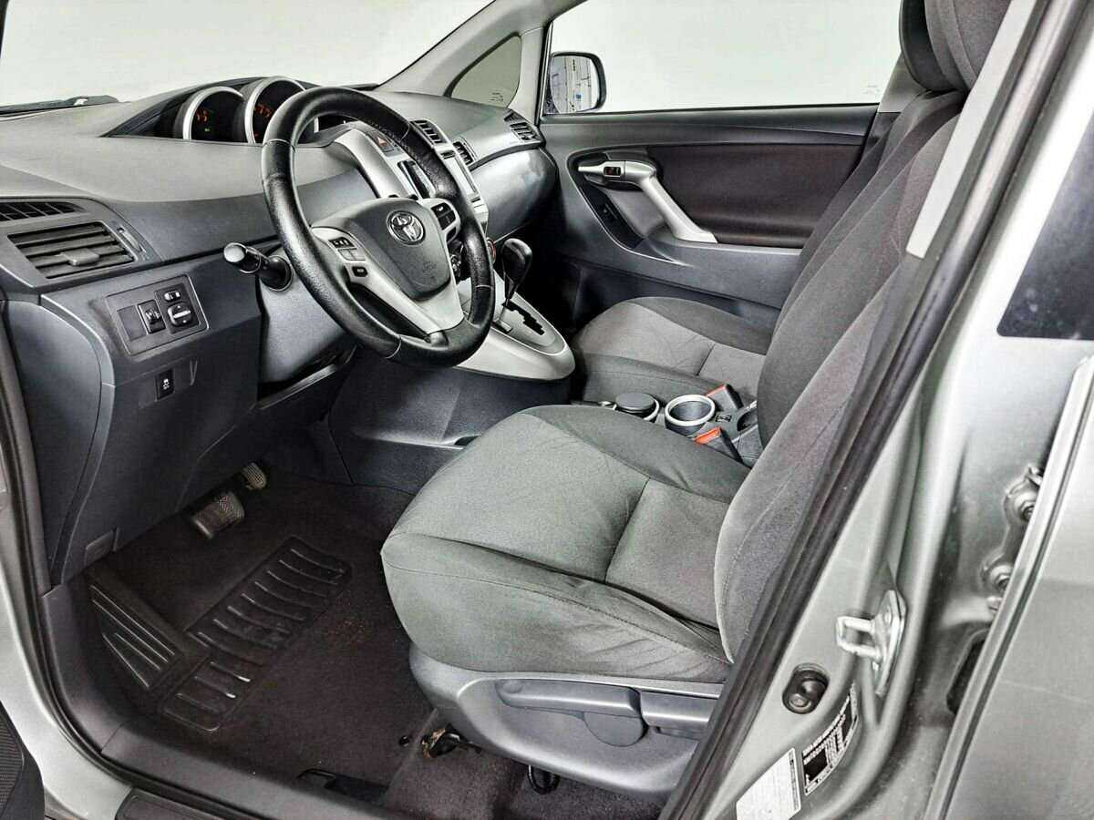 Toyota Verso 2012 года с пробегом. Фото: #13