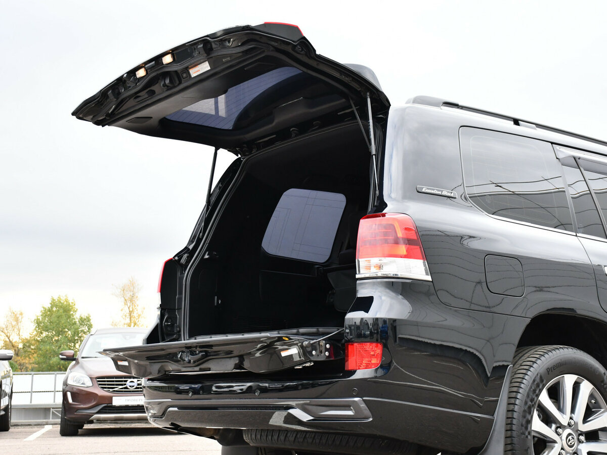 Toyota Land Cruiser 2017 года с пробегом. Фото: #31