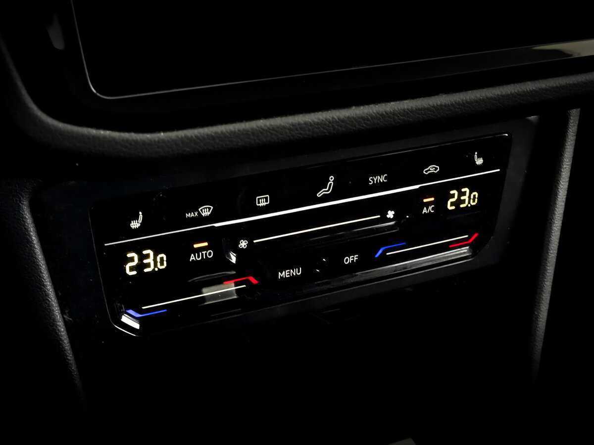 Volkswagen Tiguan 2021 года с пробегом. Фото: #24